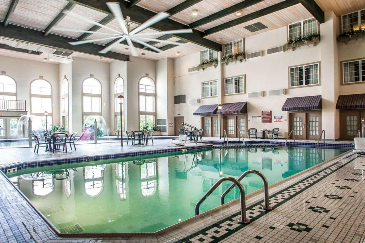 Comfort Suites Milwaukee Airport Oak Creek Buitenkant foto