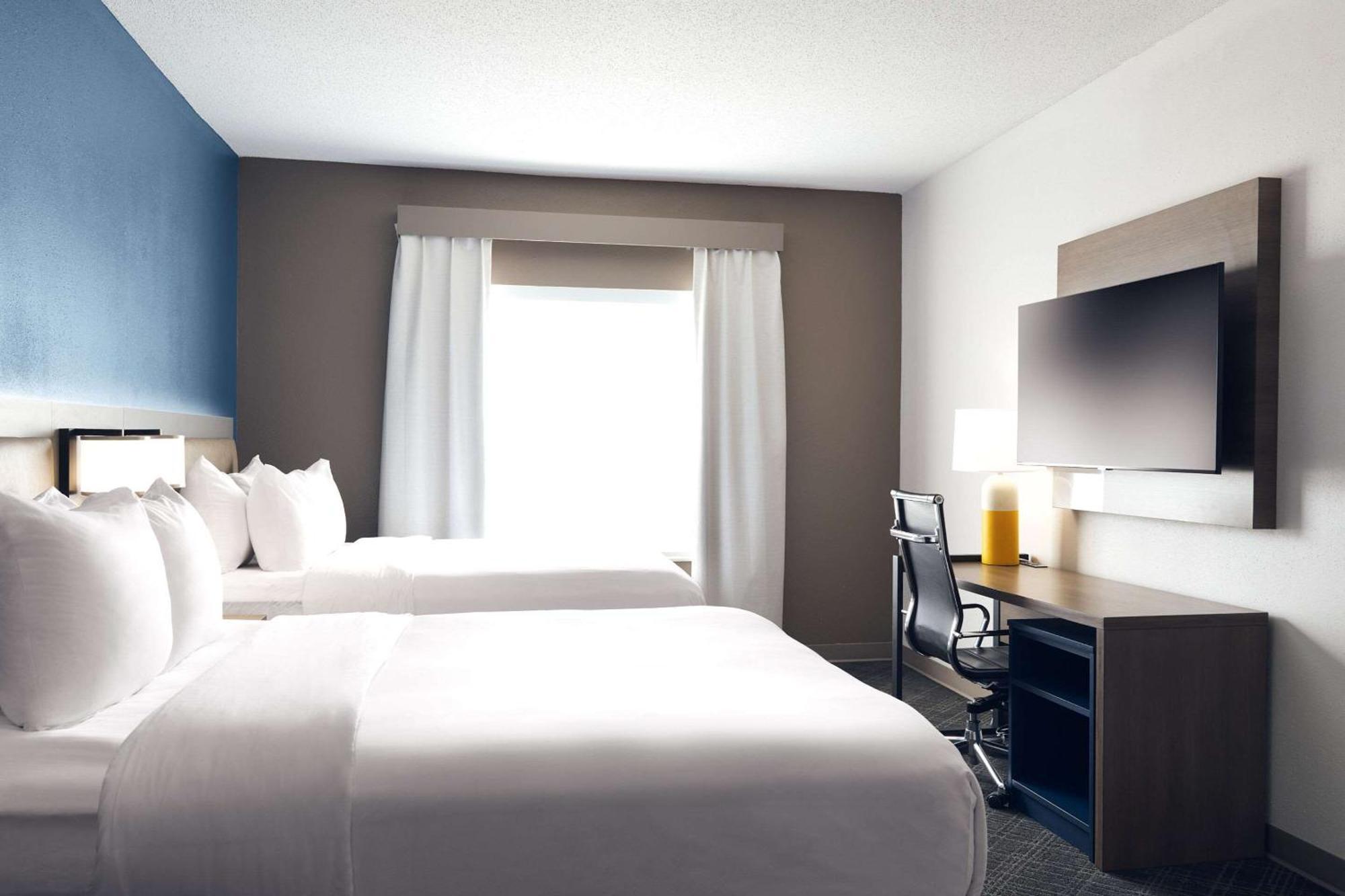 Comfort Suites Milwaukee Airport Oak Creek Buitenkant foto